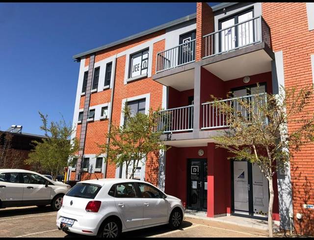 INDUSTRIAL PROPERTY TO RENT IN HENNOPSPARK